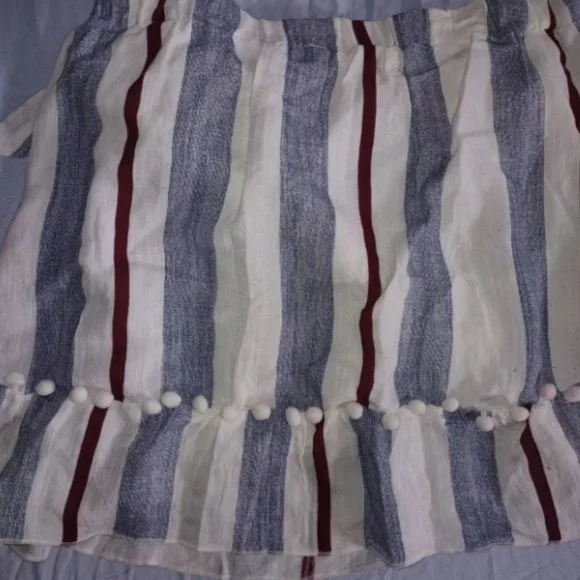 Pom Pom Coquette Set - Picture 13 of 16